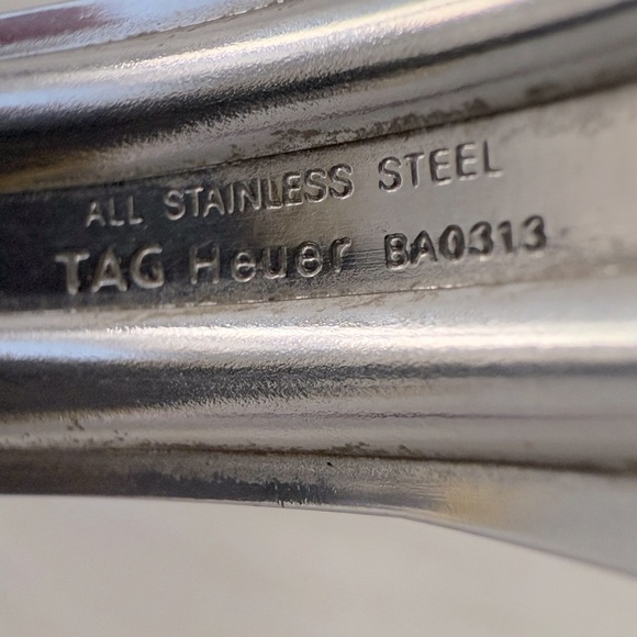 TAG HEUER Professional 2000 Quartz 29mm Blue Dial Ladies Watch - Picture 10 of 10